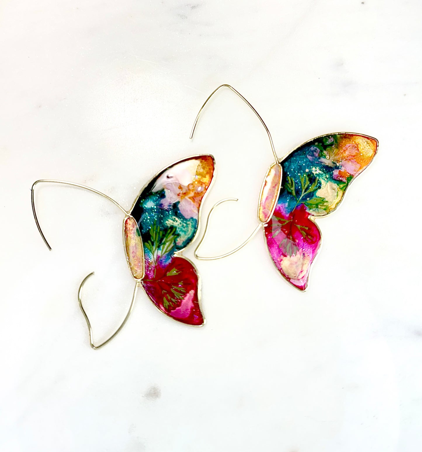 Hope Butterfly Wire Frame "Stained Glass" Earrings in Gold Butterfly Earrings Chestnut Chic Studio
Handmade Earrings Resin Earrings
3D butterfly earrings artisan
butterfly earrings